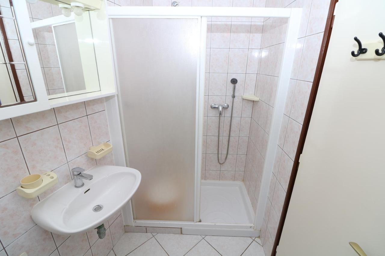 Apartments Magasic With Terrace Baska  Ngoại thất bức ảnh